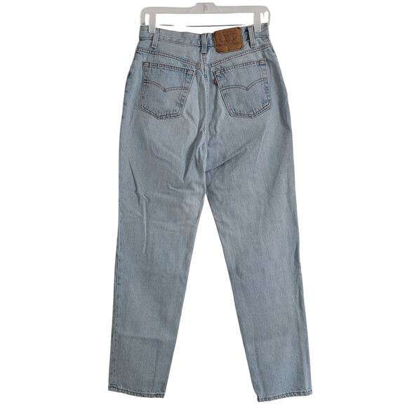Vintage Levi Strauss Light Wash Button Fly High Rise Tapered Mom Jean Size 11 - Picture 2 of 4